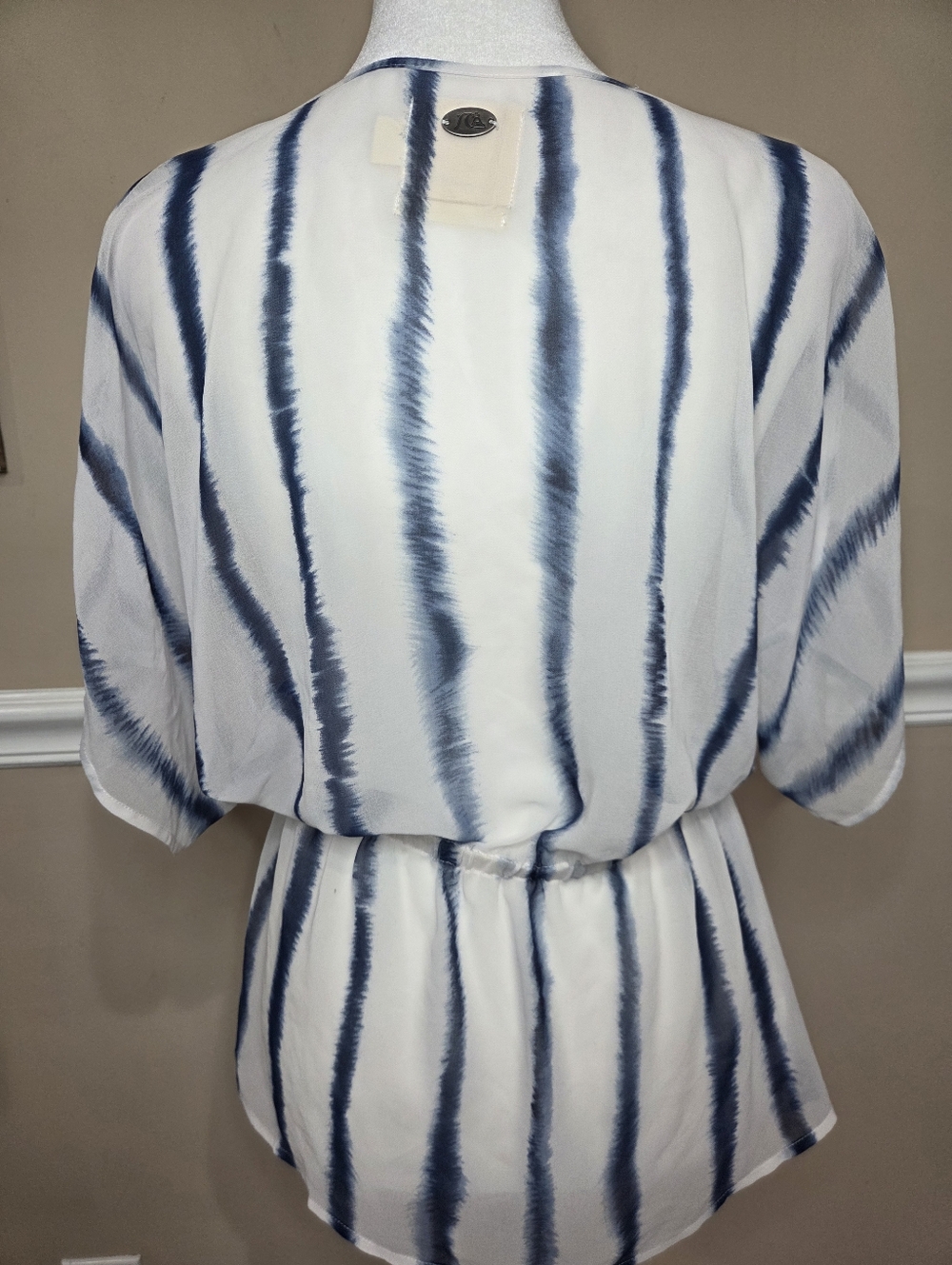 Quiksilver Women's Blue Stripe V-Neck Elastic Waist Top Size S Y2k - Picture 9 of 10